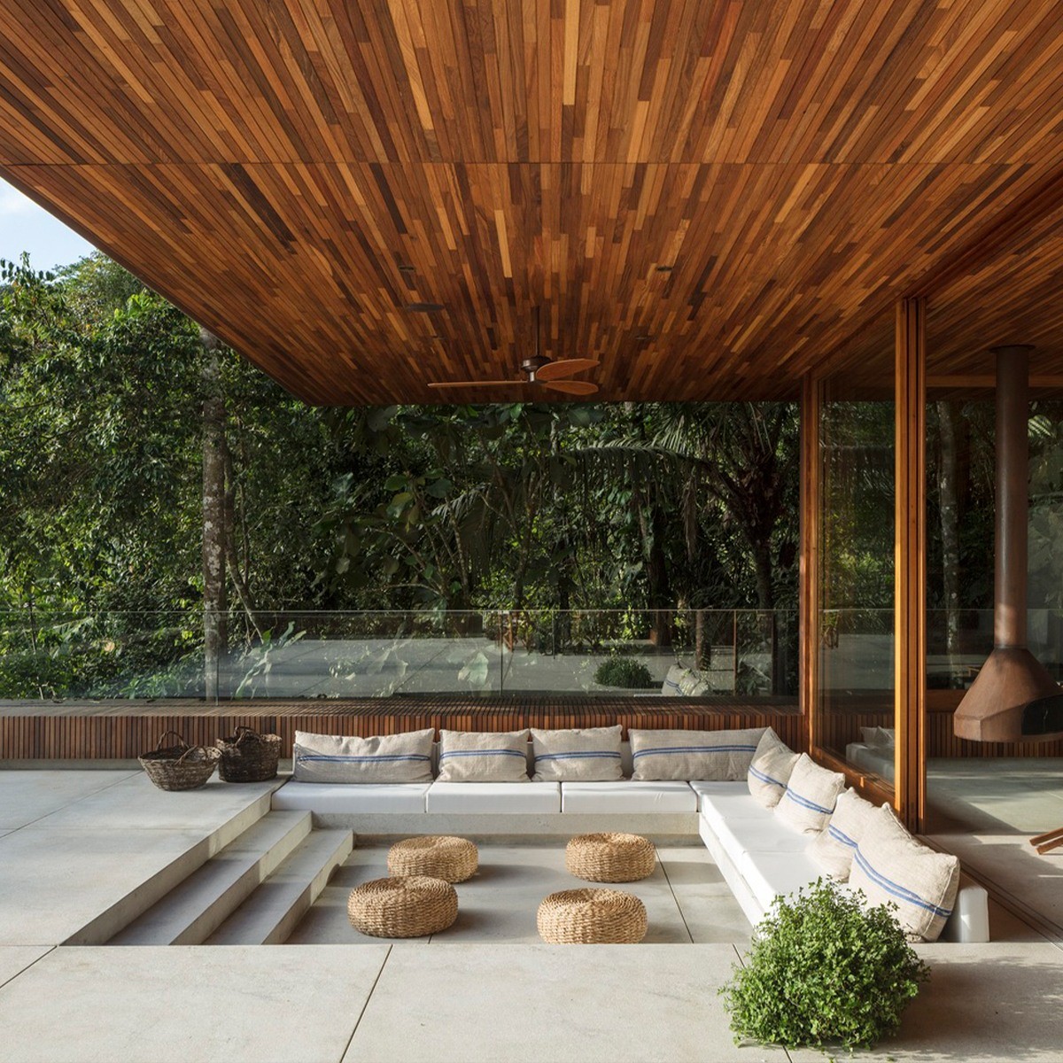 Modern Architect-RLW House